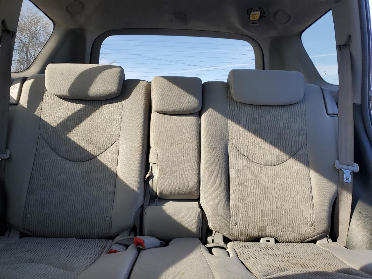2010 Toyota RAV 4 - Image 10