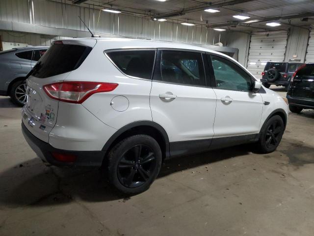 Паркетники FORD ESCAPE 2014 Білий