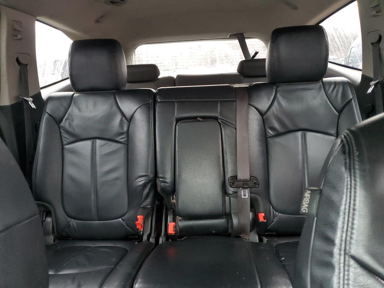 2013 Chevrolet Traverse - Image 10
