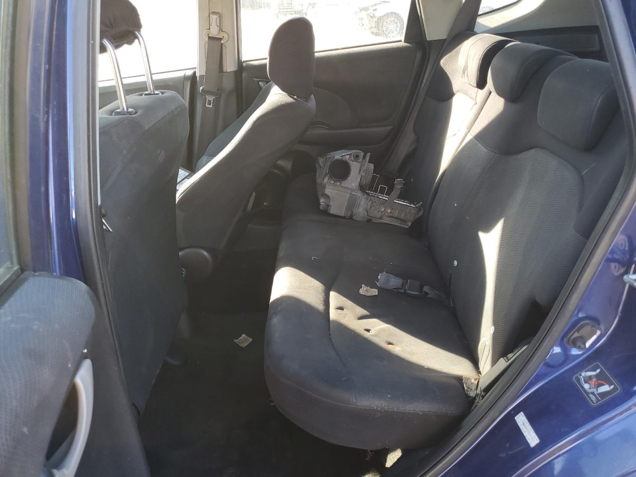 2009 Honda Fit - Image 11