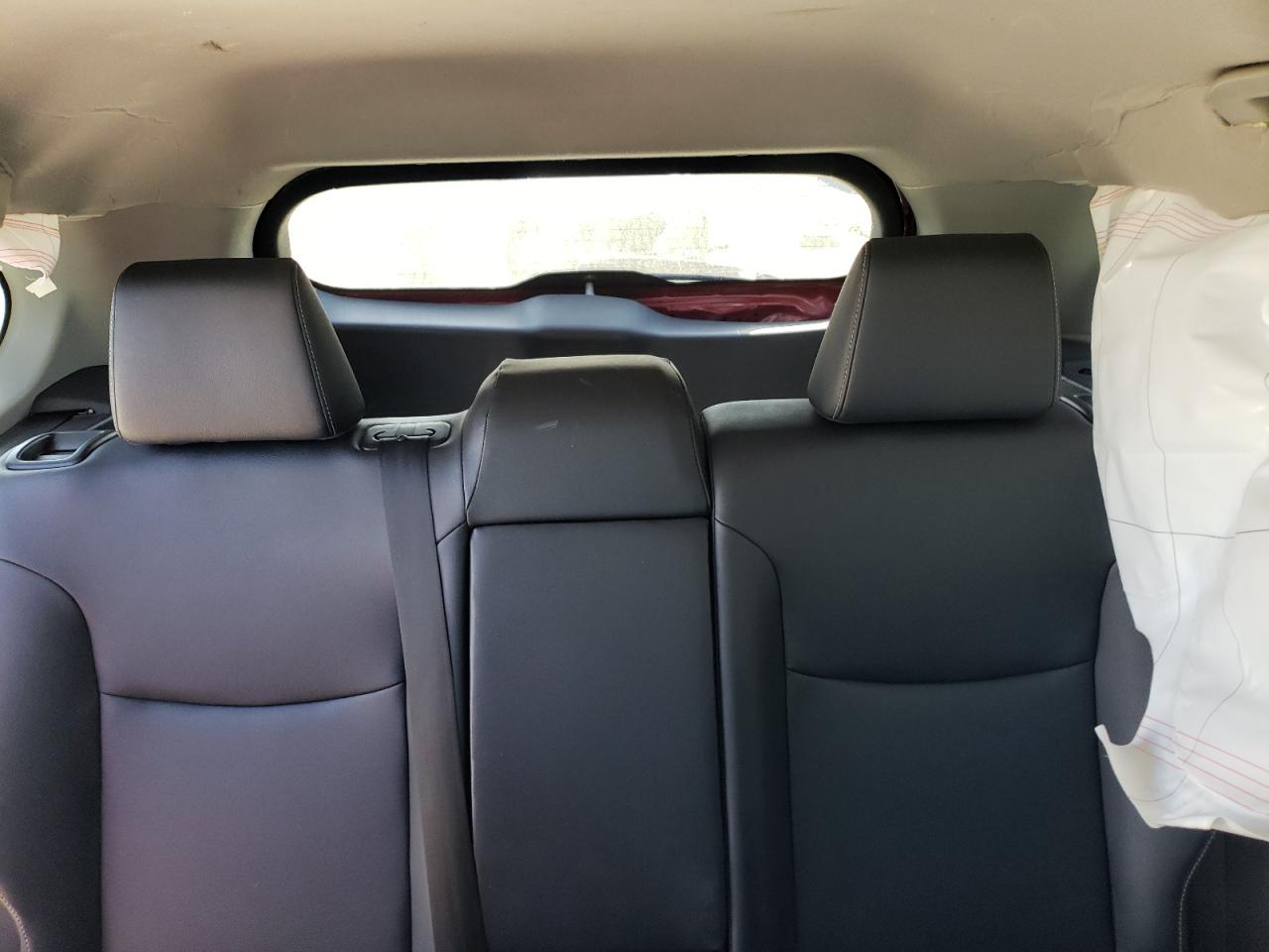 2022 Toyota Corolla Cross - Image 10