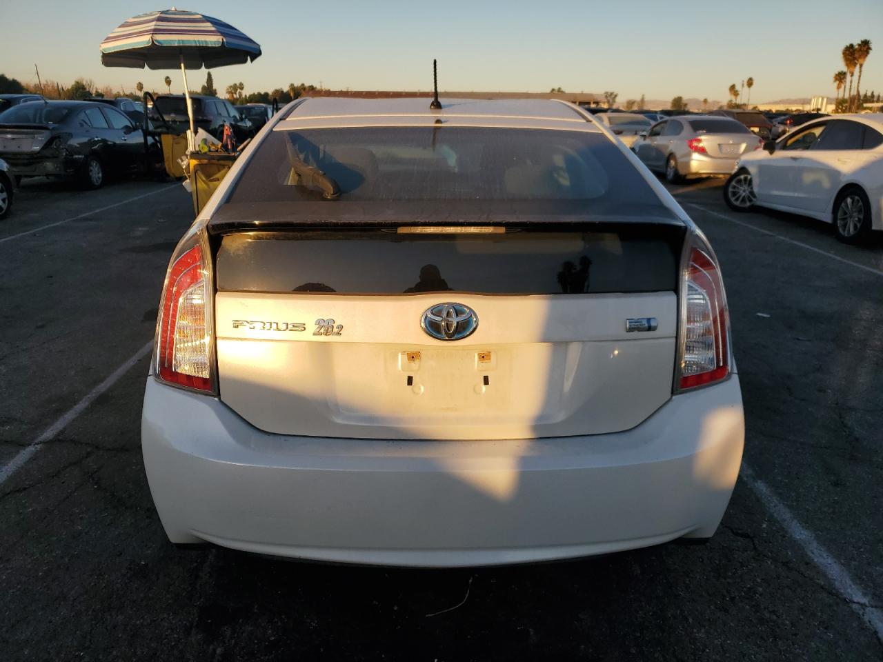 VIN JTDKN3DU1D1683643 2013 TOYOTA PRIUS no.6