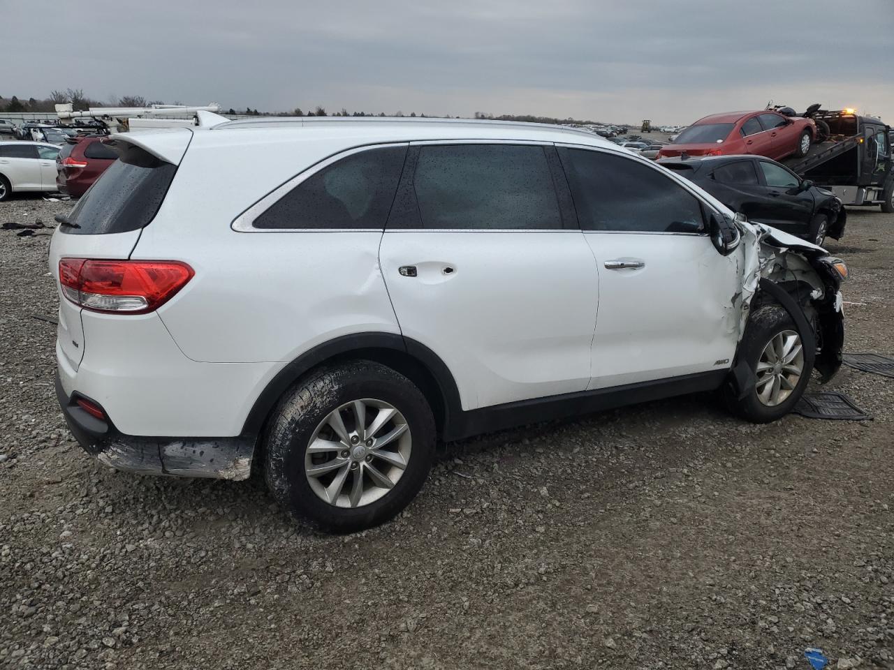 2017 Kia Sorento - Image 3