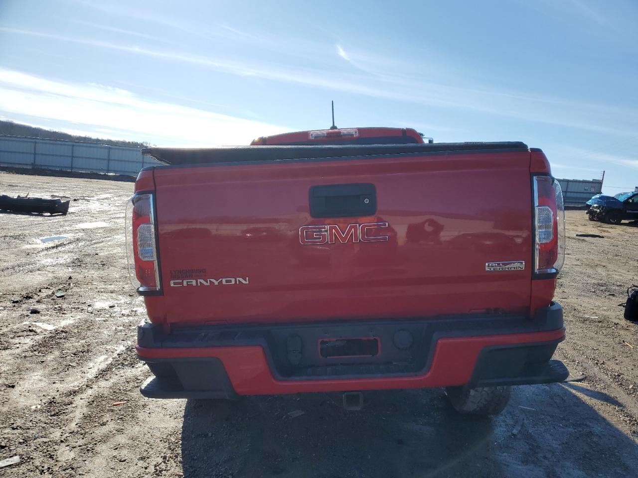 2016 GMC Canyon - Image 6