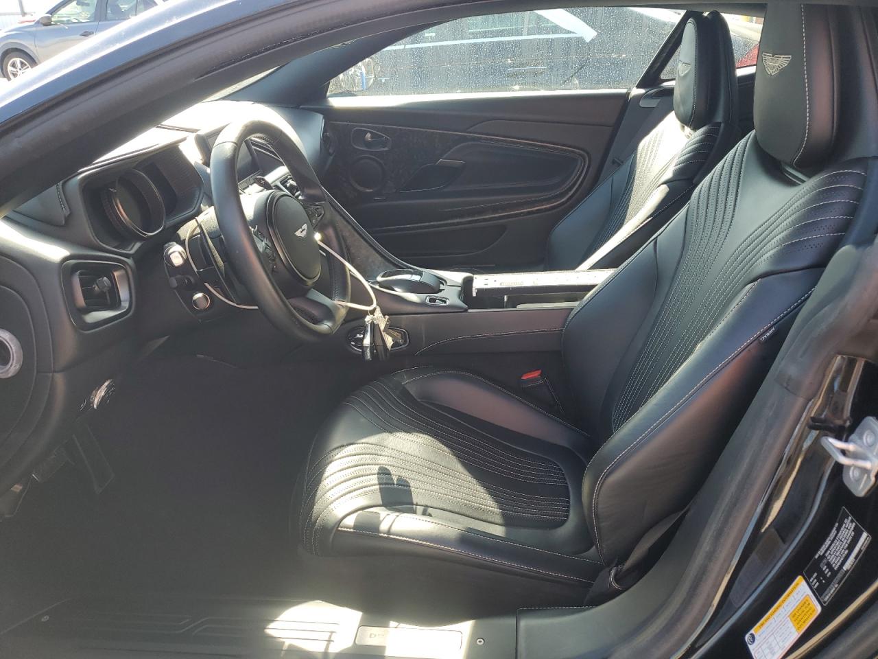 2018 Aston Martin DB11 - Image 7