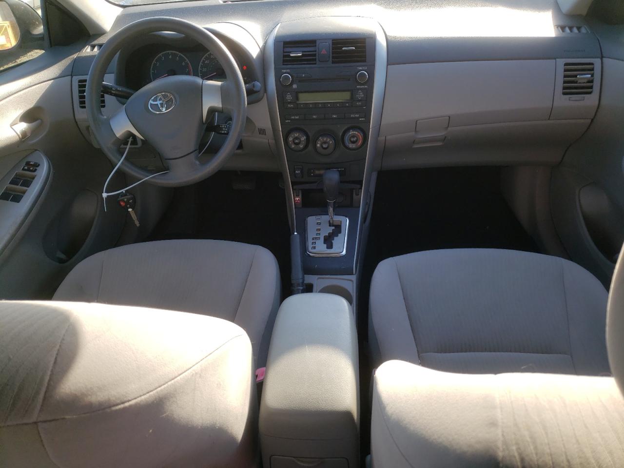 2010 Toyota Corolla - Image 8
