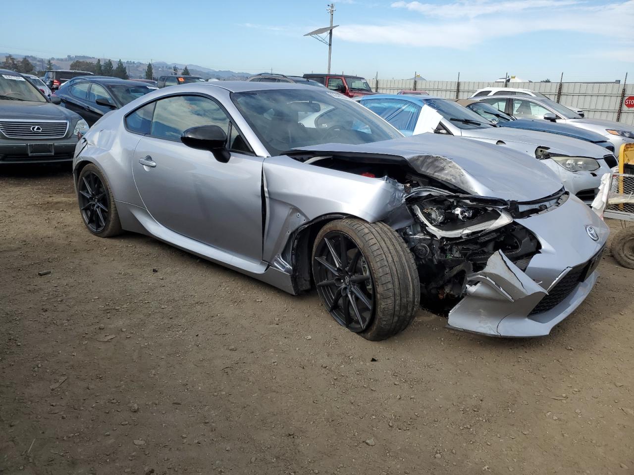 2022 Toyota GR 86 - Image 4