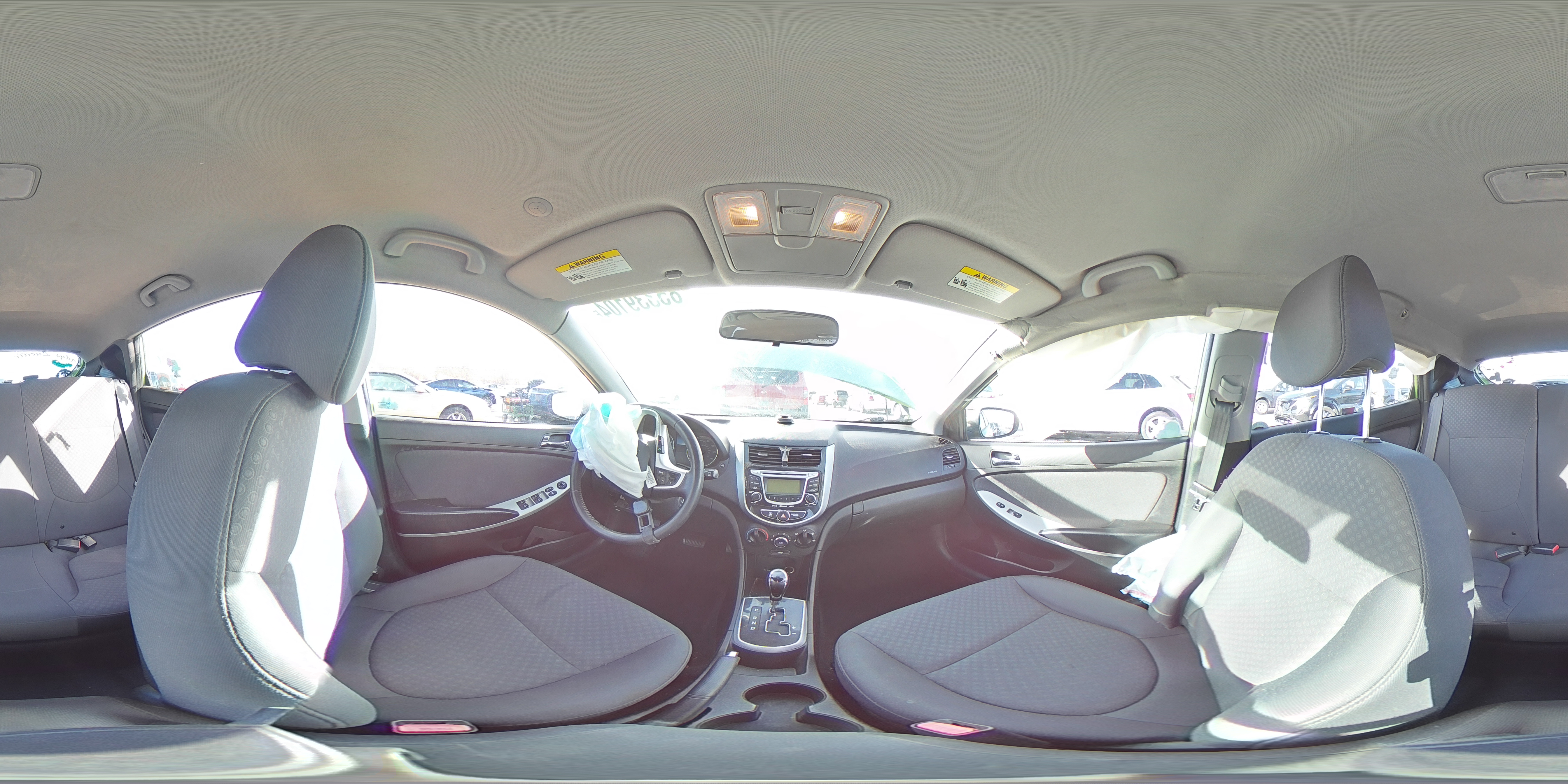 2013 Hyundai Accent - Image 15