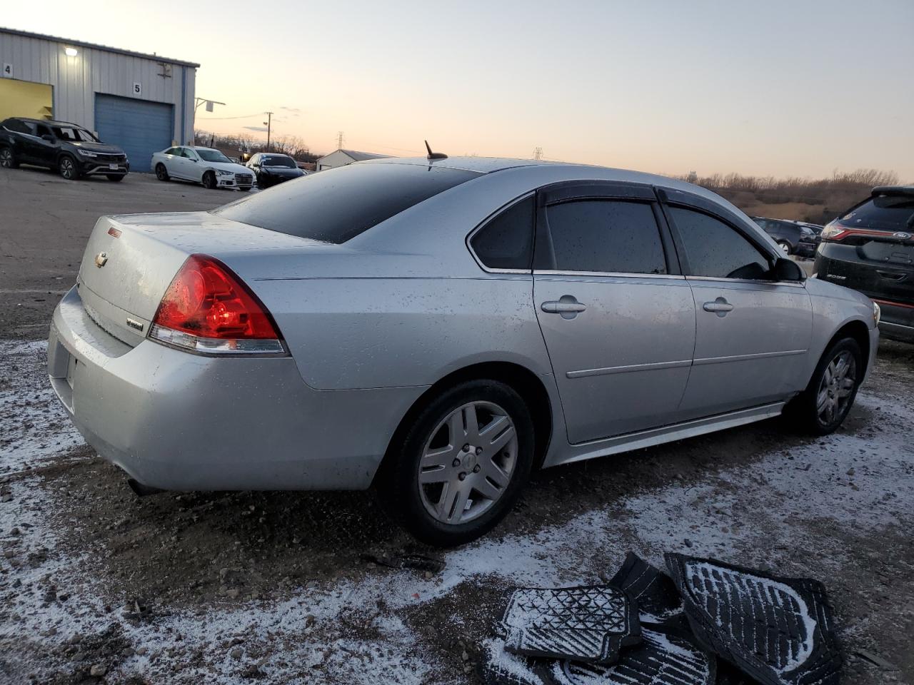 VIN 2G1WG5E30D1263677 2013 CHEVROLET IMPALA no.3