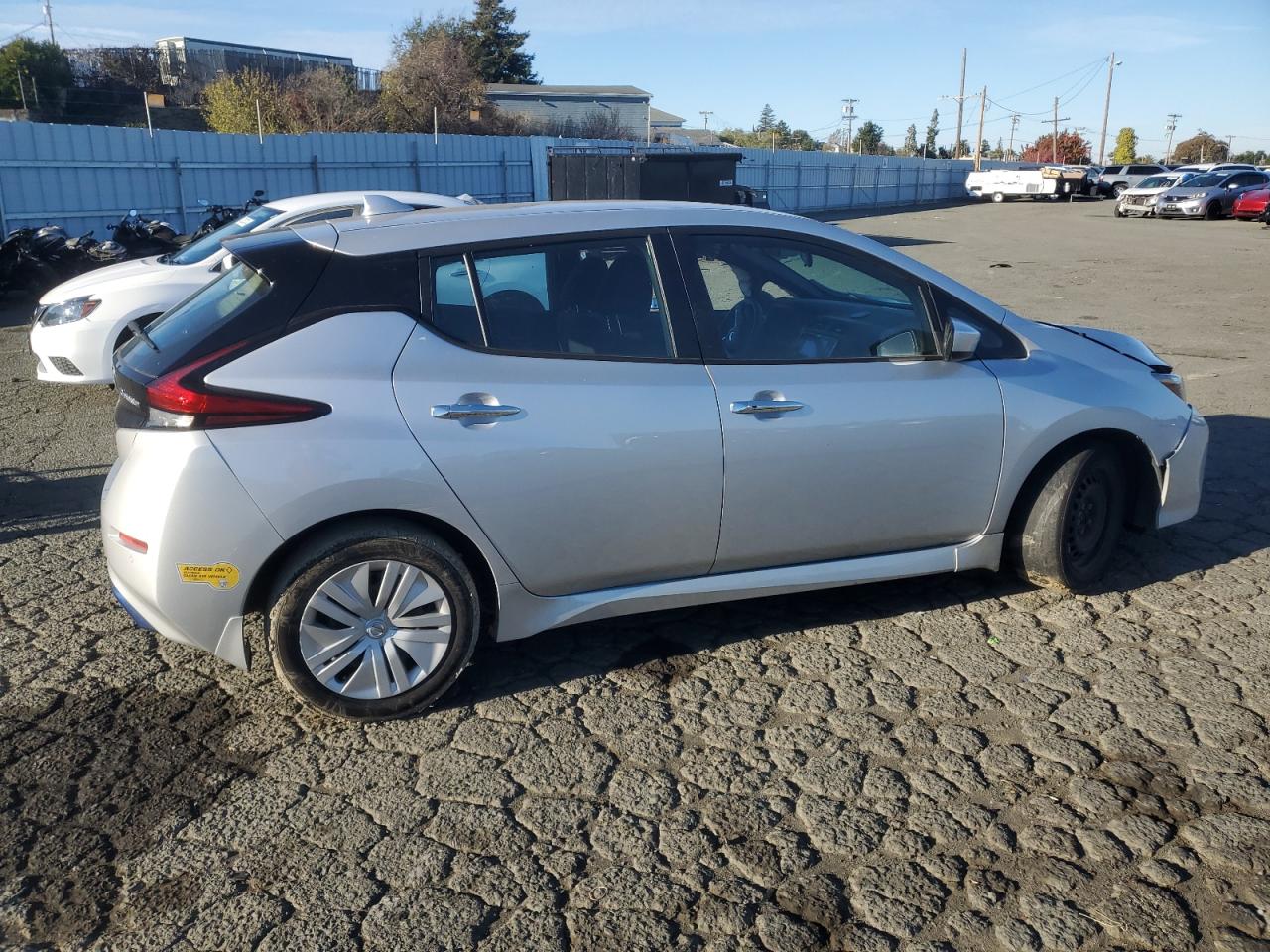 VIN 1N4AZ1BV6NC563865 2022 NISSAN LEAF no.3