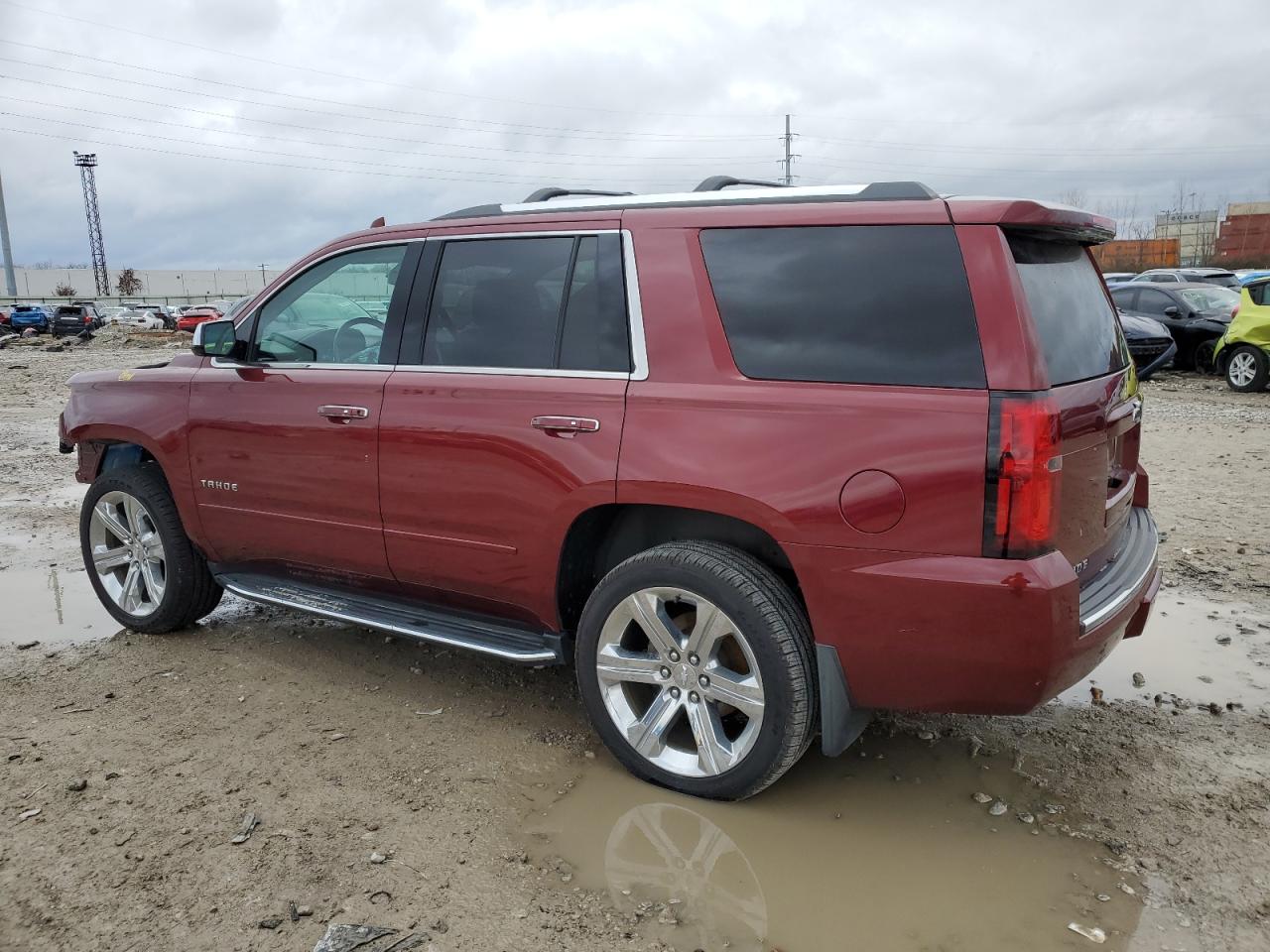 VIN 1GNSKCKCXKR190214 2019 CHEVROLET TAHOE no.2