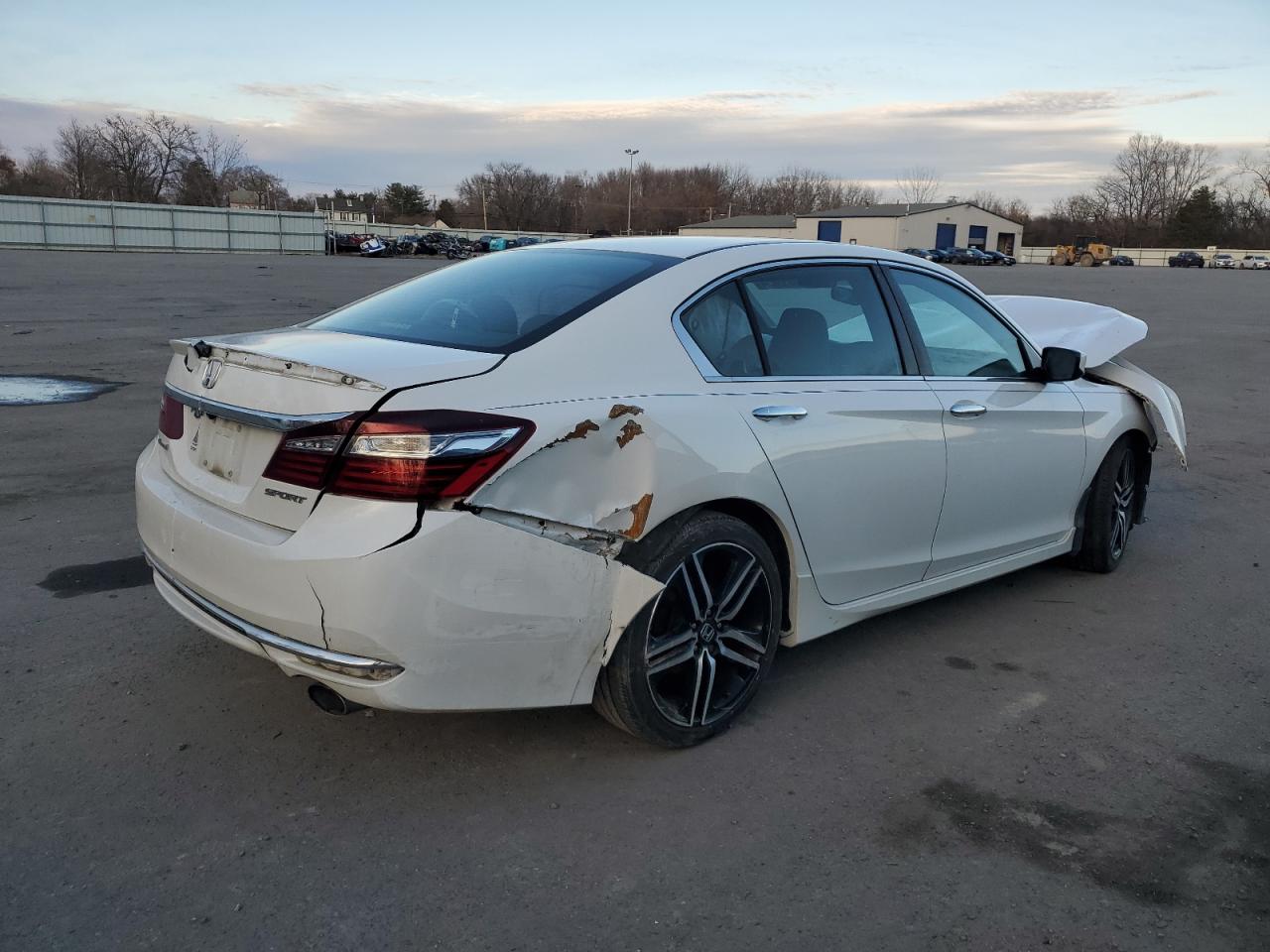 VIN 1HGCR2F59GA053108 2016 HONDA ACCORD no.3