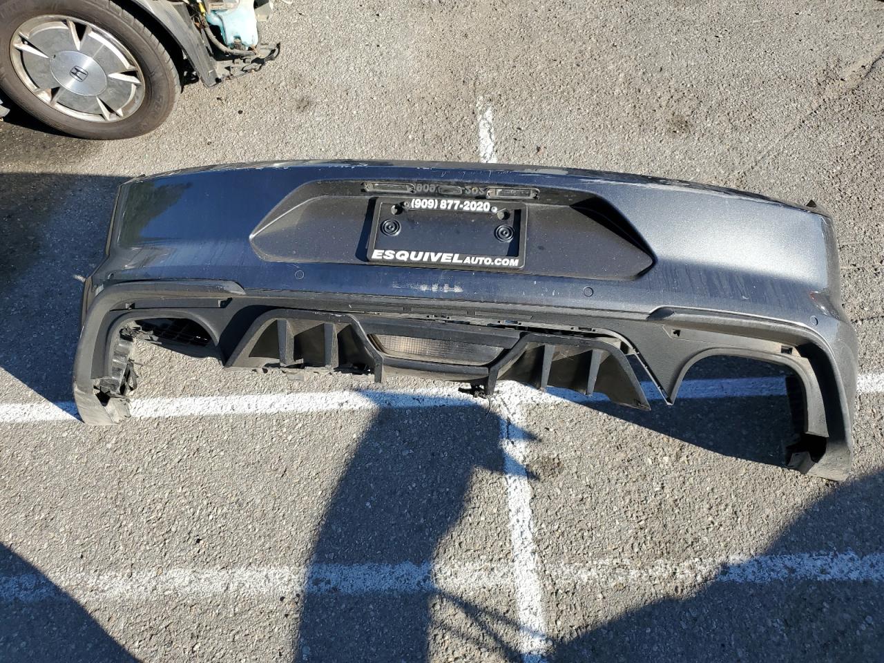 2020 Ford Mustang - Image 12