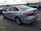 2016 Toyota Camry Le zu verkaufen in Cahokia Heights, IL - Hail