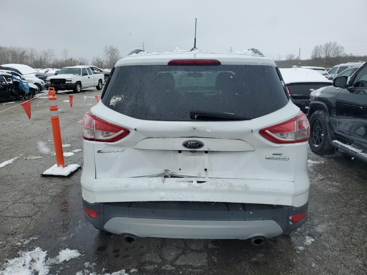 VIN 1FMCU0GX7EUB96888 2014 FORD ESCAPE no.6