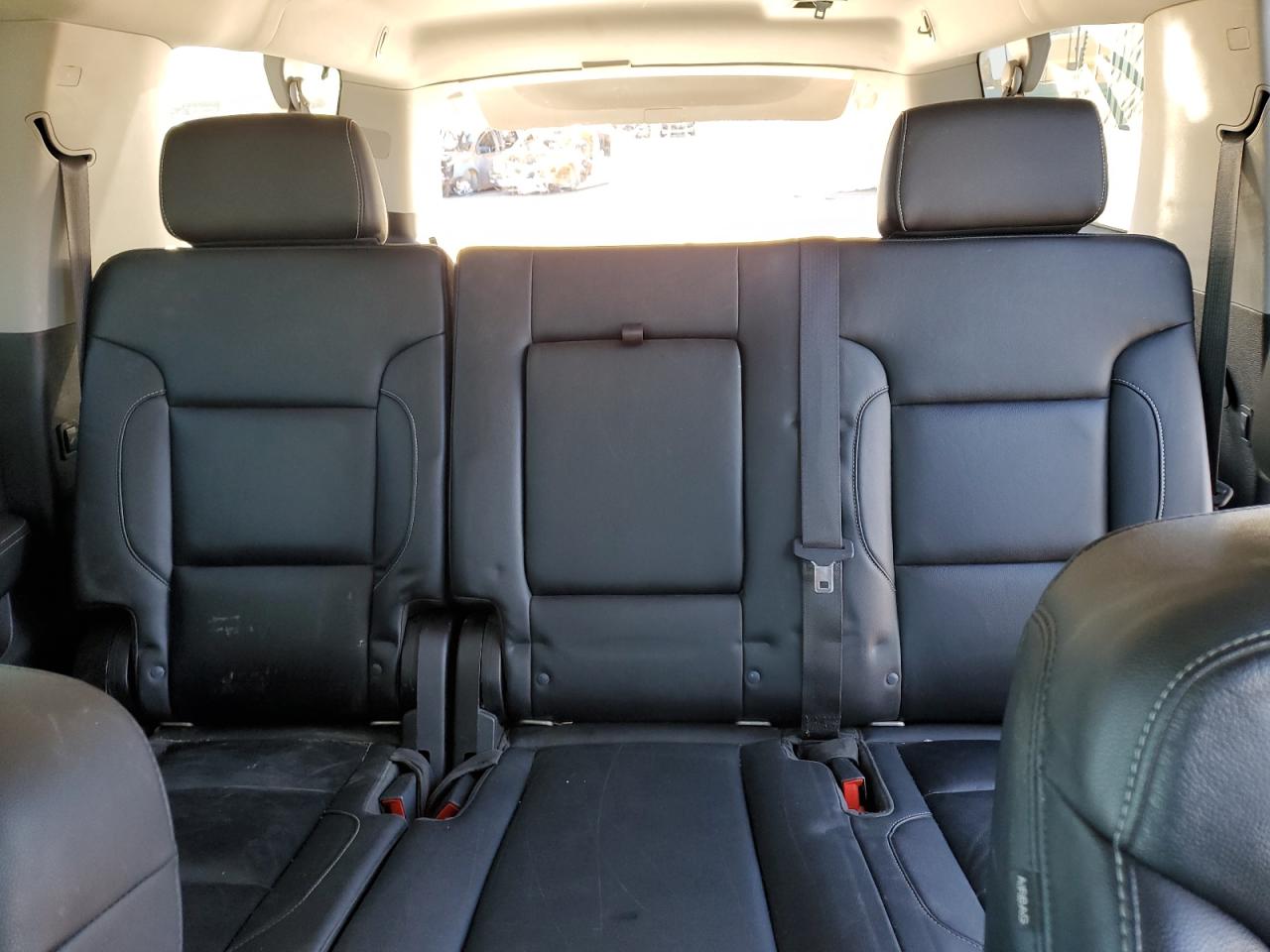 2019 Chevrolet Suburban - Image 10