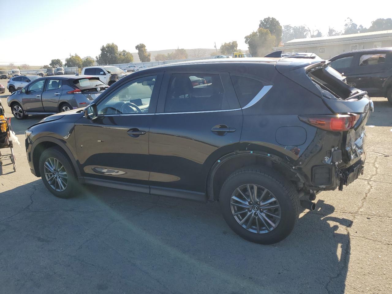 2017 Mazda CX-5 - Image 2