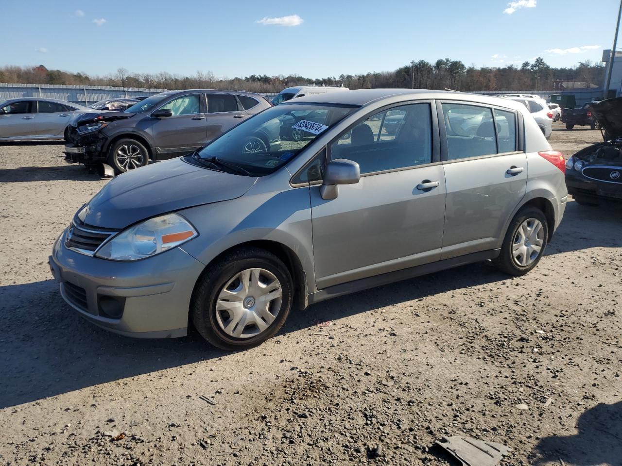 2010 Nissan Versa - Image 1