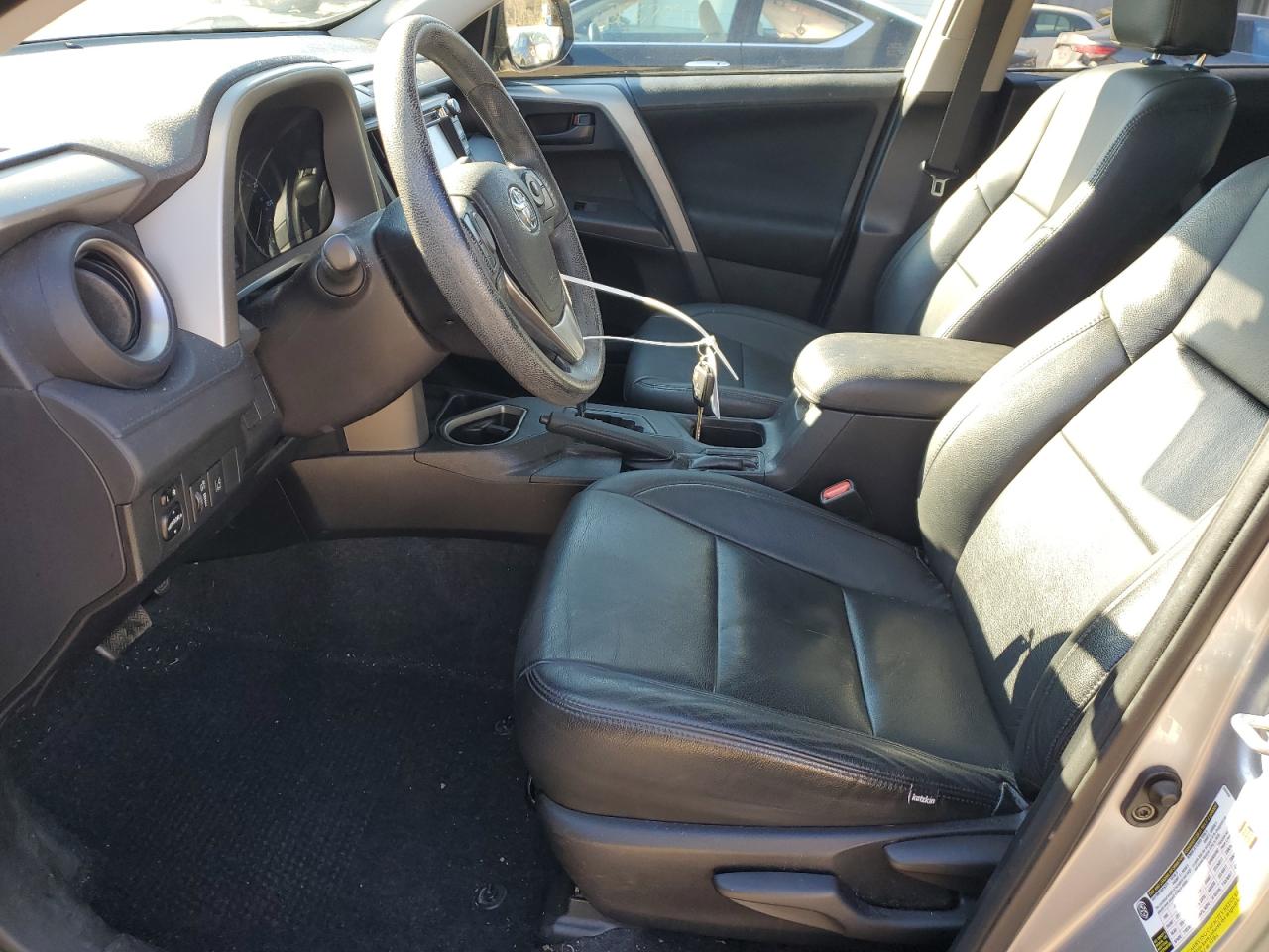 2017 Toyota RAV 4 - Image 7
