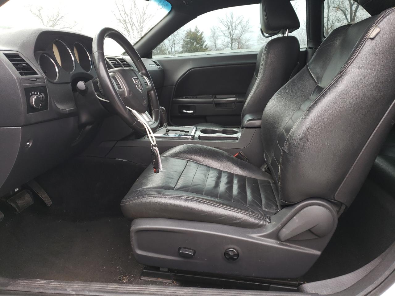 2013 Dodge Challenger - Image 7