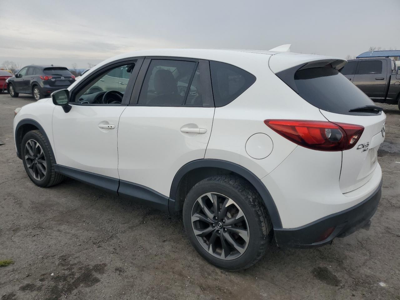 2016 Mazda CX-5 - Image 2