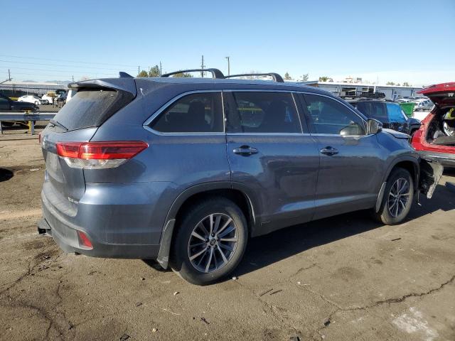  TOYOTA HIGHLANDER 2019 Granatowy