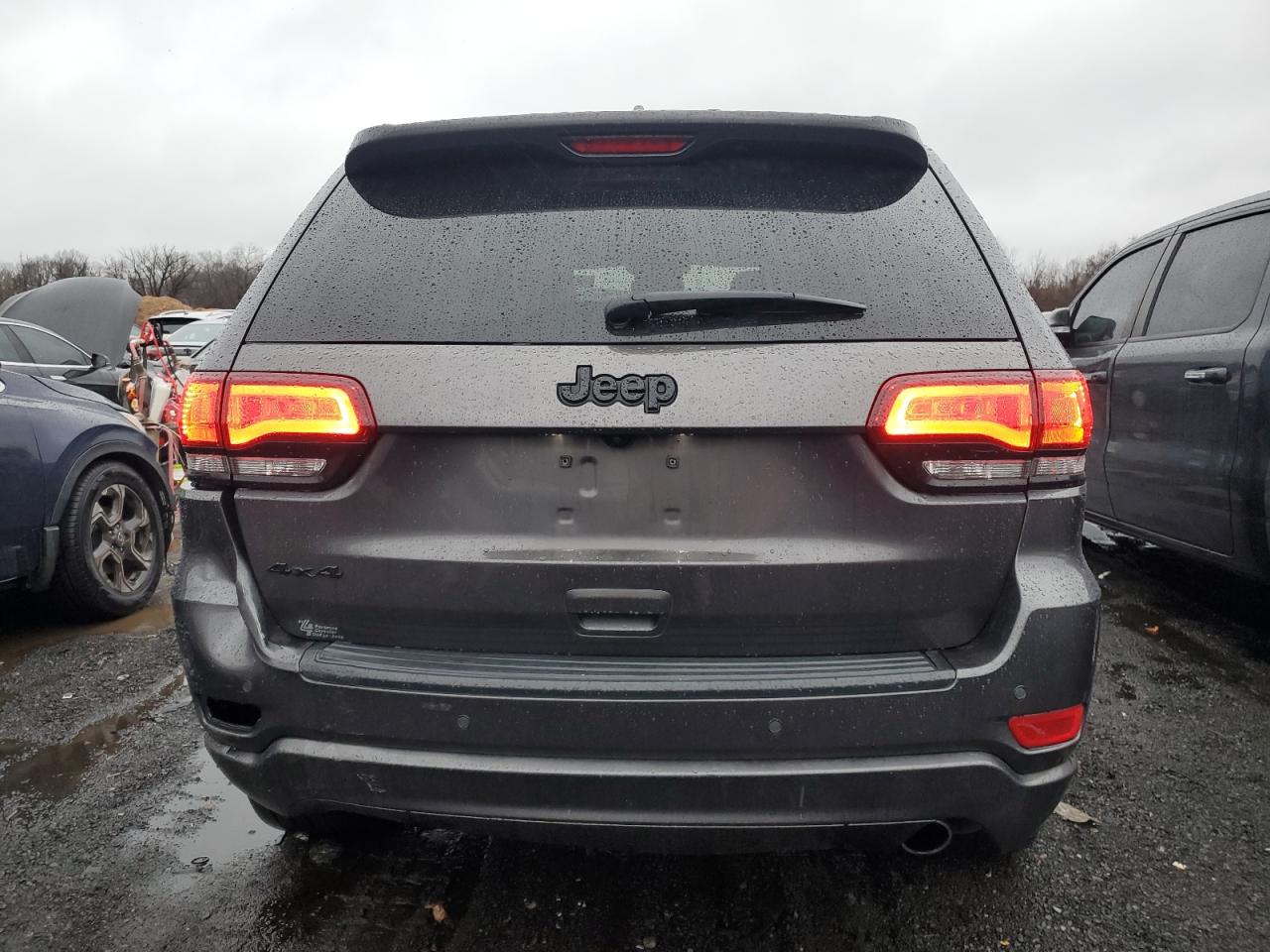 2019 Jeep Grand Cherokee - Image 6