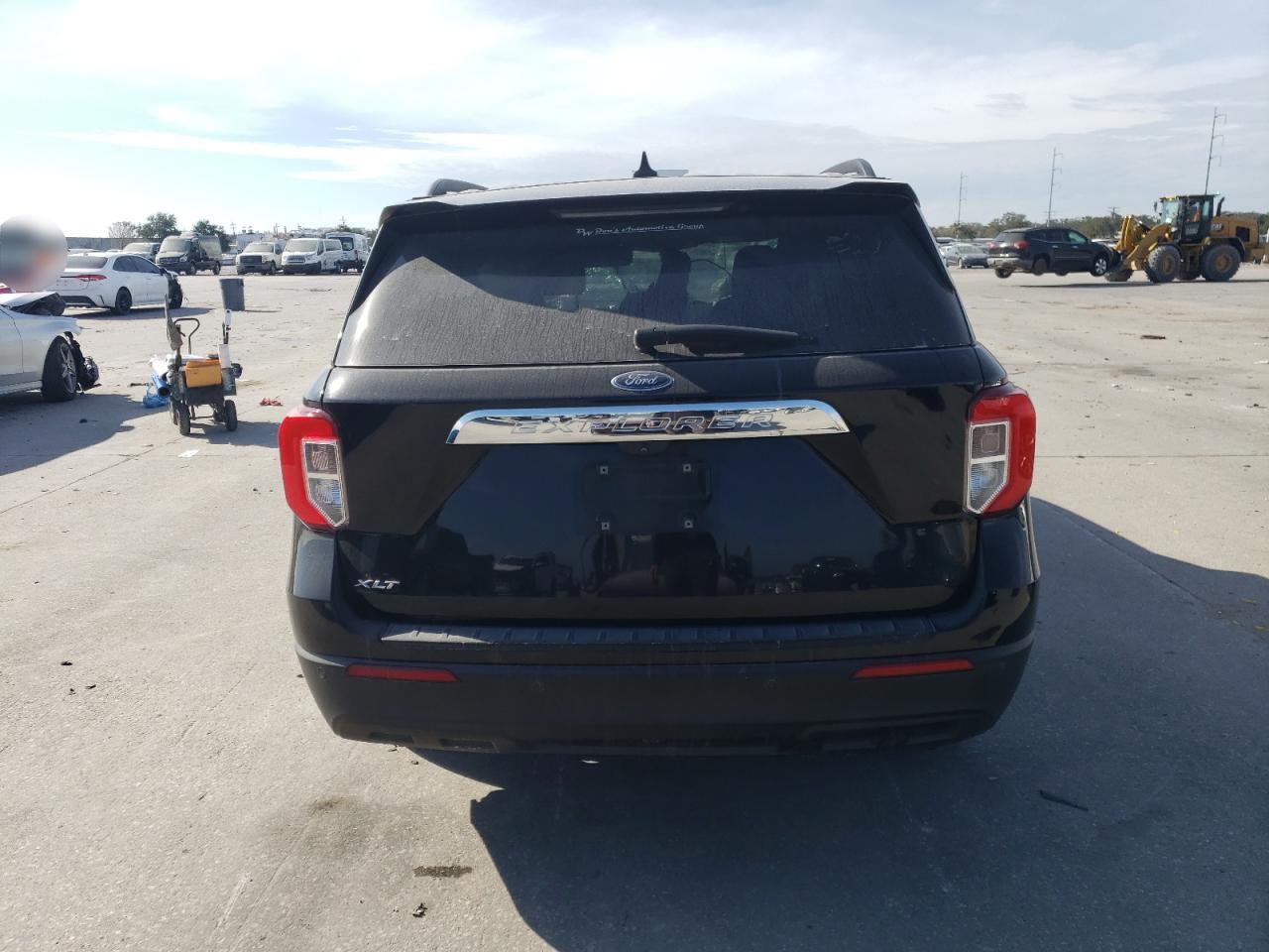 2021 Ford Explorer - Image 6