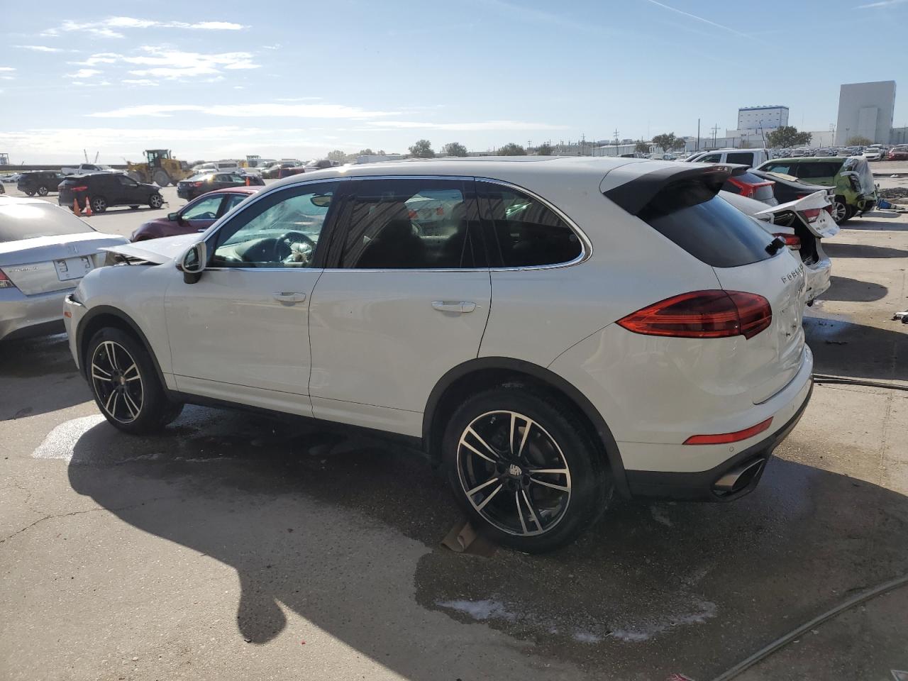 VIN WP1AA2A28GLA09453 2016 PORSCHE CAYENNE no.2