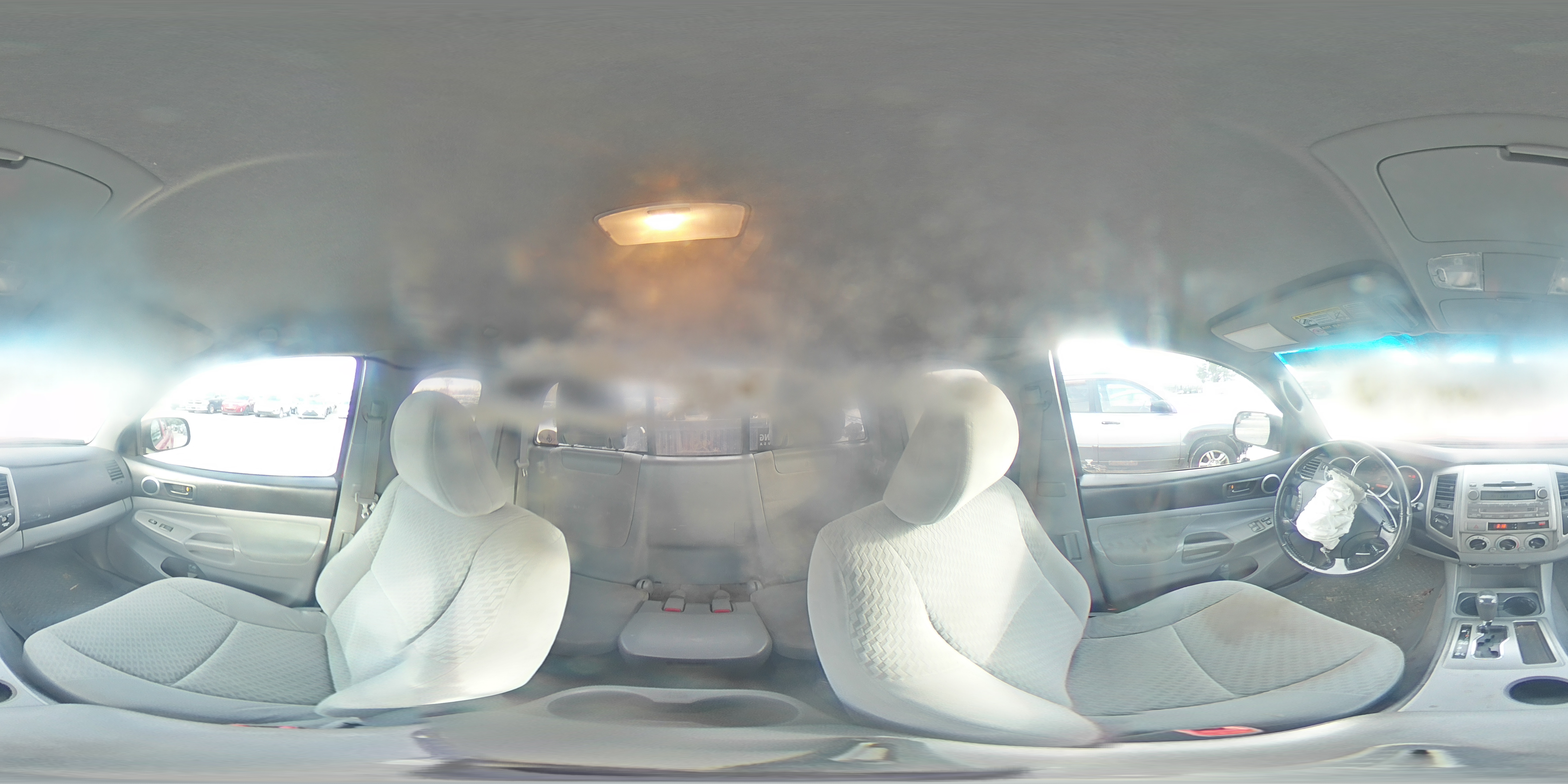 2010 Toyota Tacoma - Image 13
