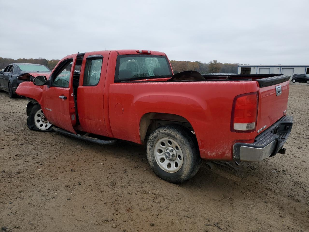 2008 GMC Sierra - Image 2