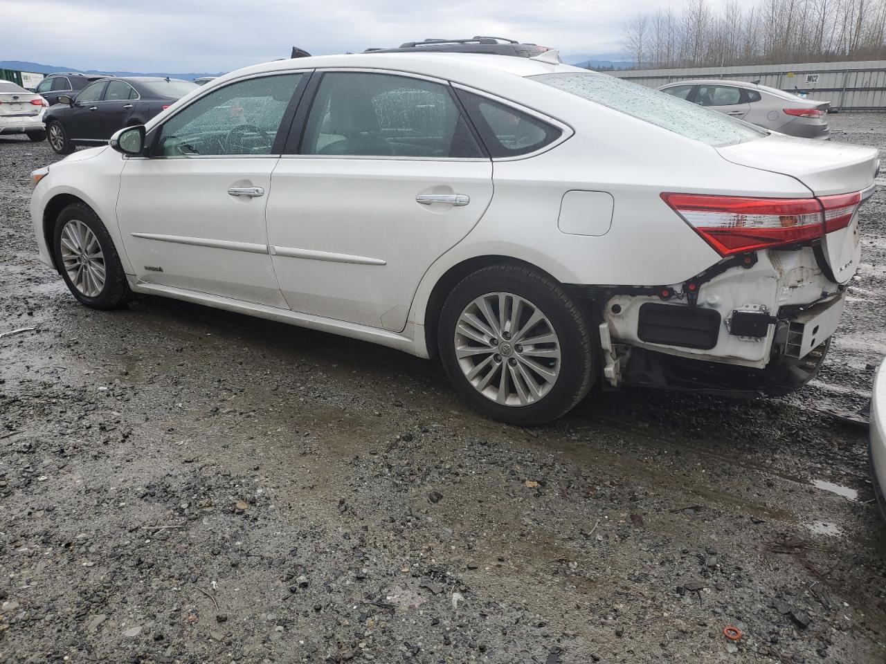 VIN 4T1BD1EB4EU027677 2014 TOYOTA AVALON no.2