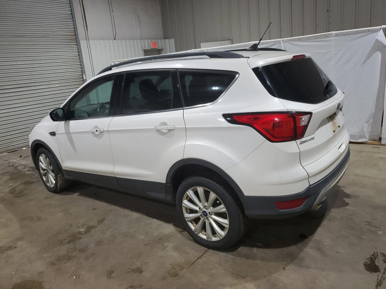 VIN 1FMCU0HD7KUC02530 2019 FORD ESCAPE no.2