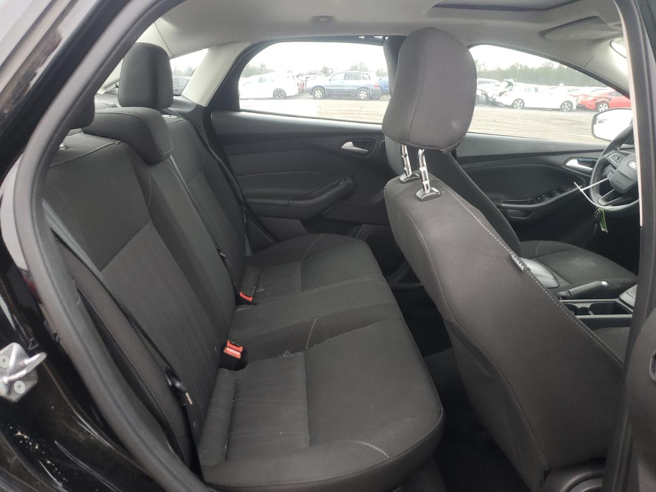 2017 Ford Focus - Image 10