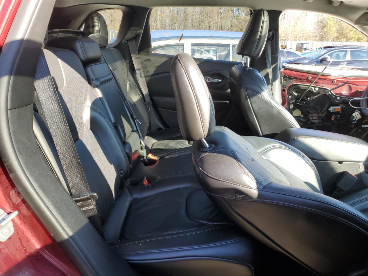 2019 Jeep Grand Cherokee - Image 11