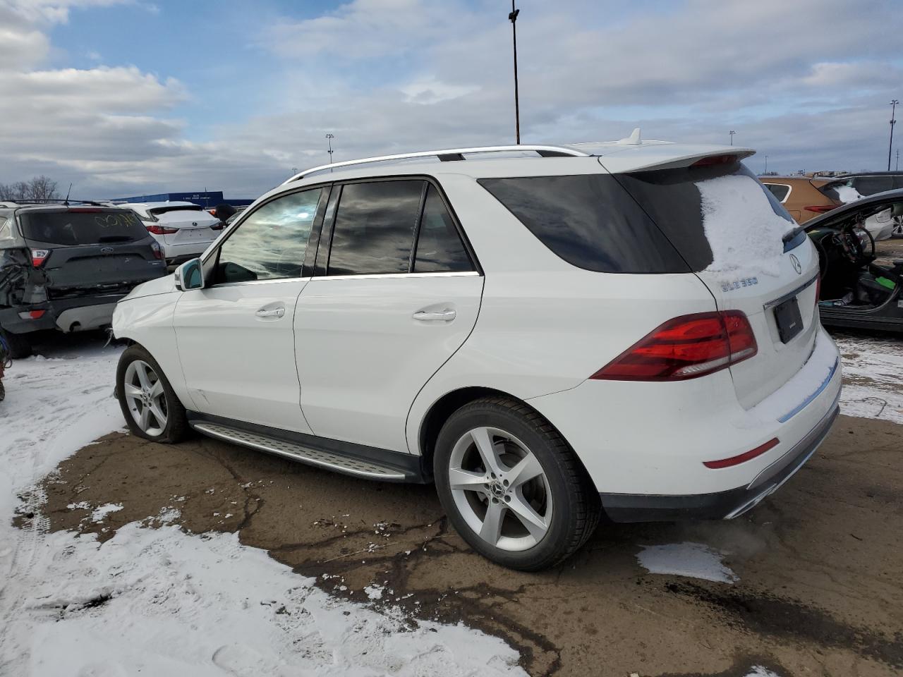2017 Mercedes-Benz GLE - Image 2
