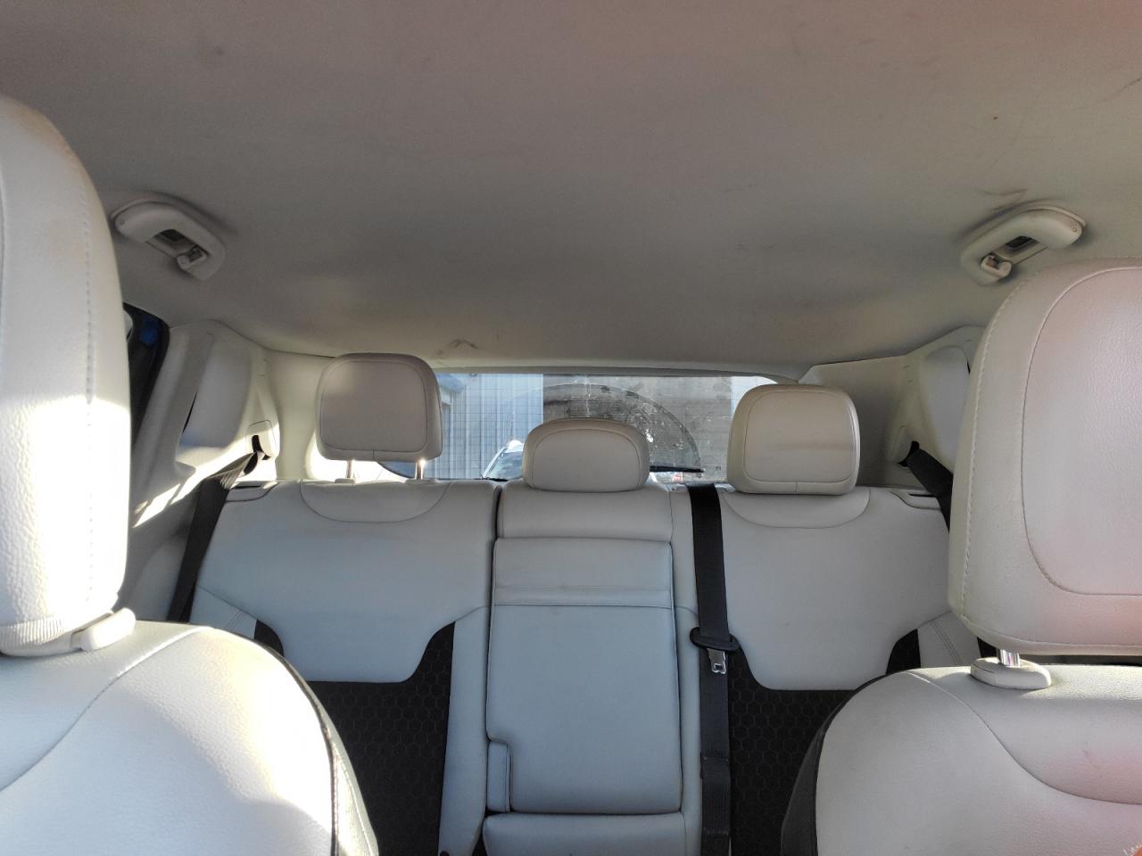 2018 Jeep Compass Latitude VIN: 3C4NJDBB2JT178084 Lot: 85895524