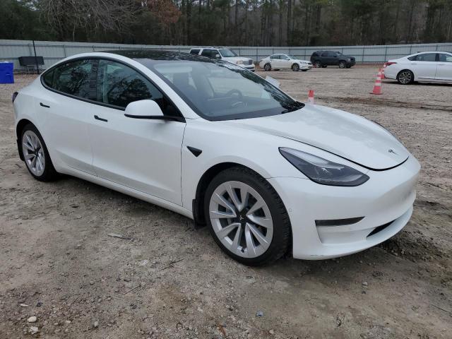  TESLA MODEL 3 2022 Белы