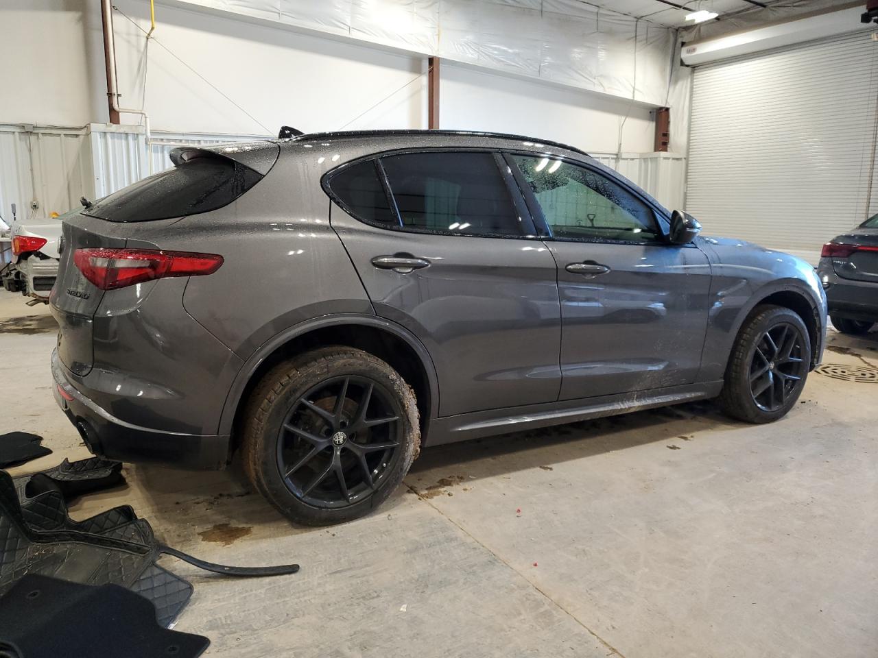 VIN ZASPAKAN3L7C96961 2020 ALFA ROMEO STELVIO no.3