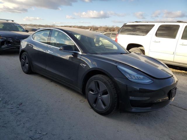  TESLA MODEL 3 2019 Czarny