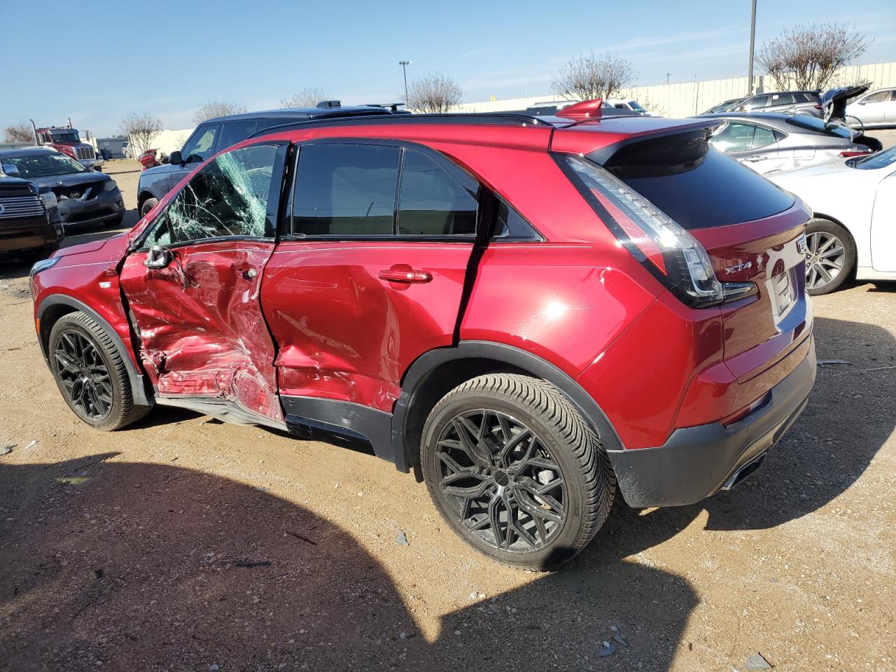 2019 Cadillac XT4 - Image 2