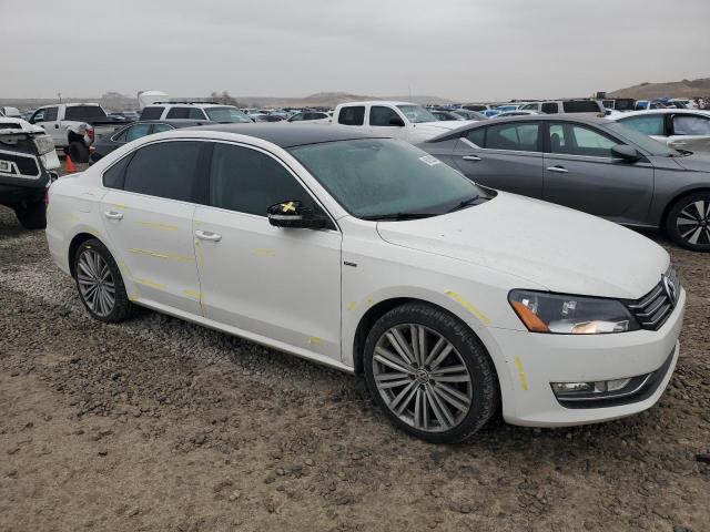  VOLKSWAGEN PASSAT 2014 Білий