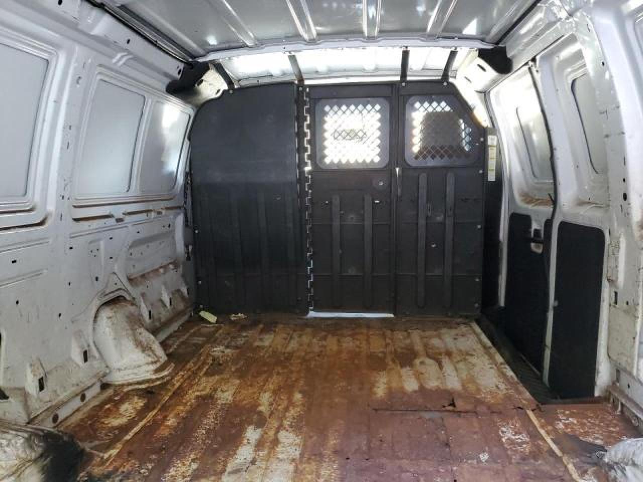 2013 Ford Econoline - Image 10