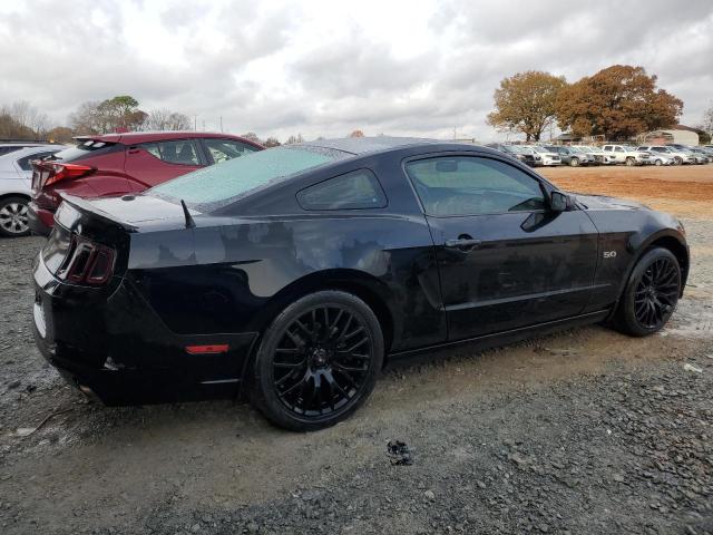  FORD MUSTANG 2014 Чорний