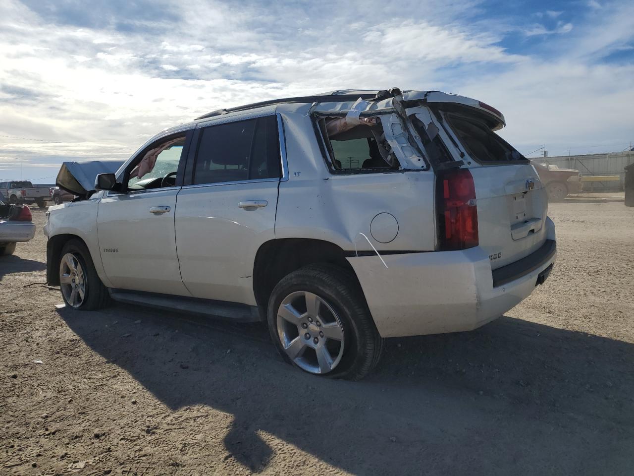 1GNSCBKC2FR722424 2015 CHEVROLET TAHOE - Image 2