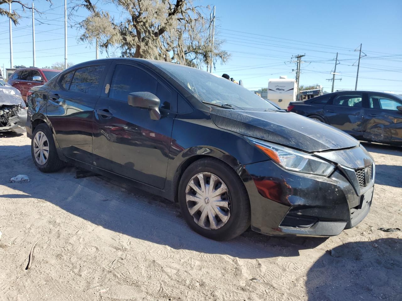 2020 Nissan Versa - Image 4