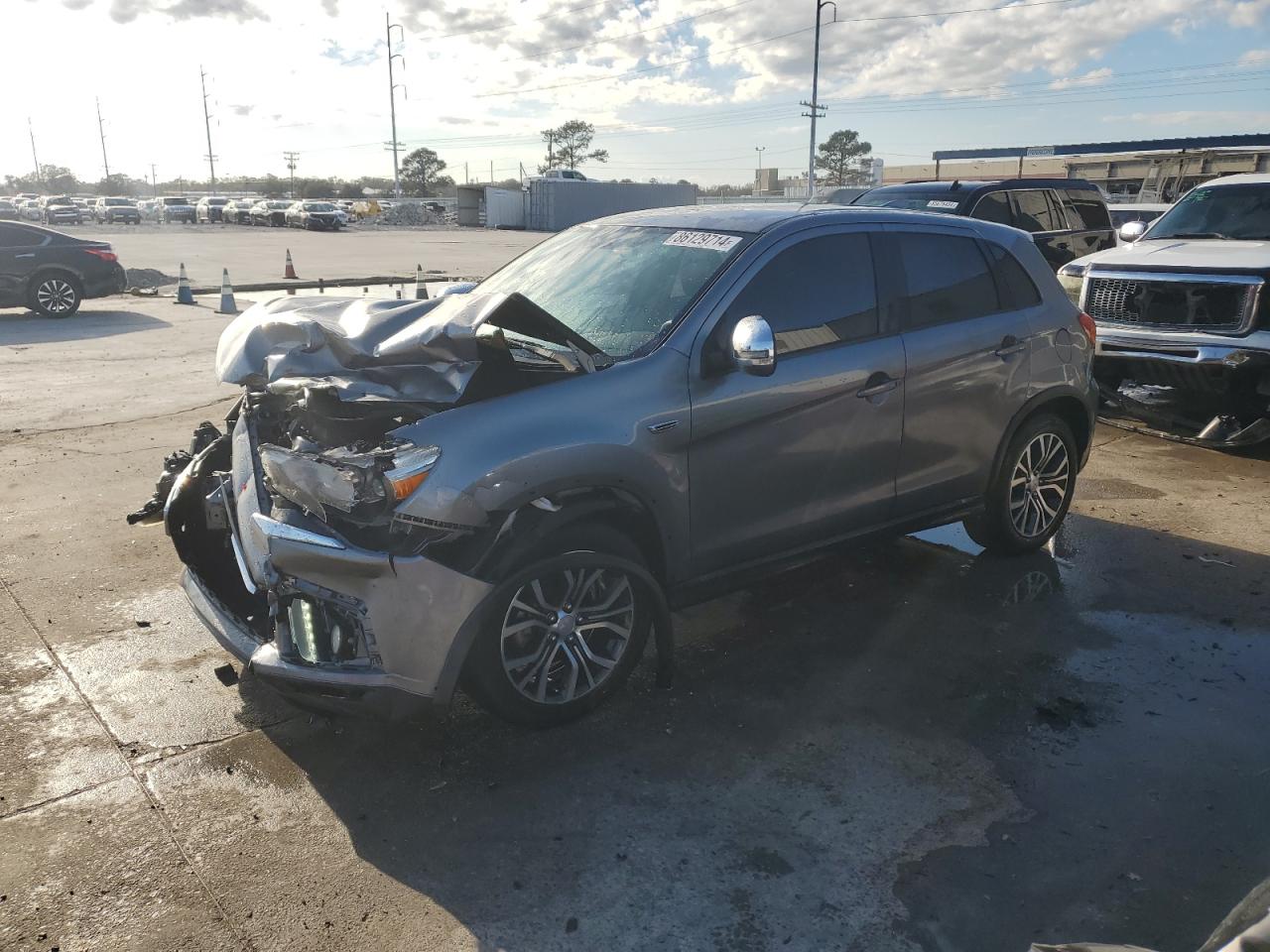 2018 Mitsubishi Outlander - Image 1