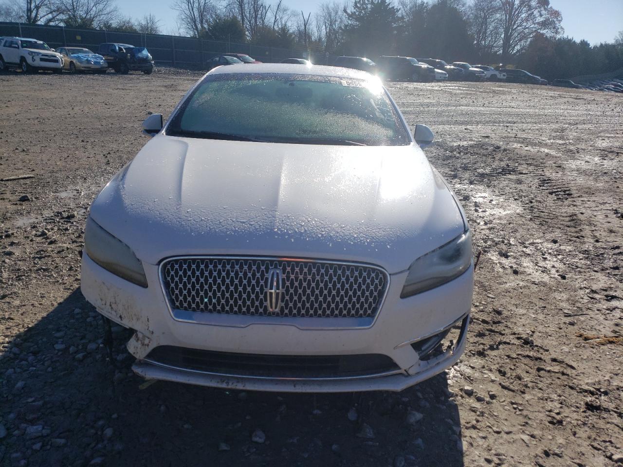 2017 Lincoln MKZ - Image 5
