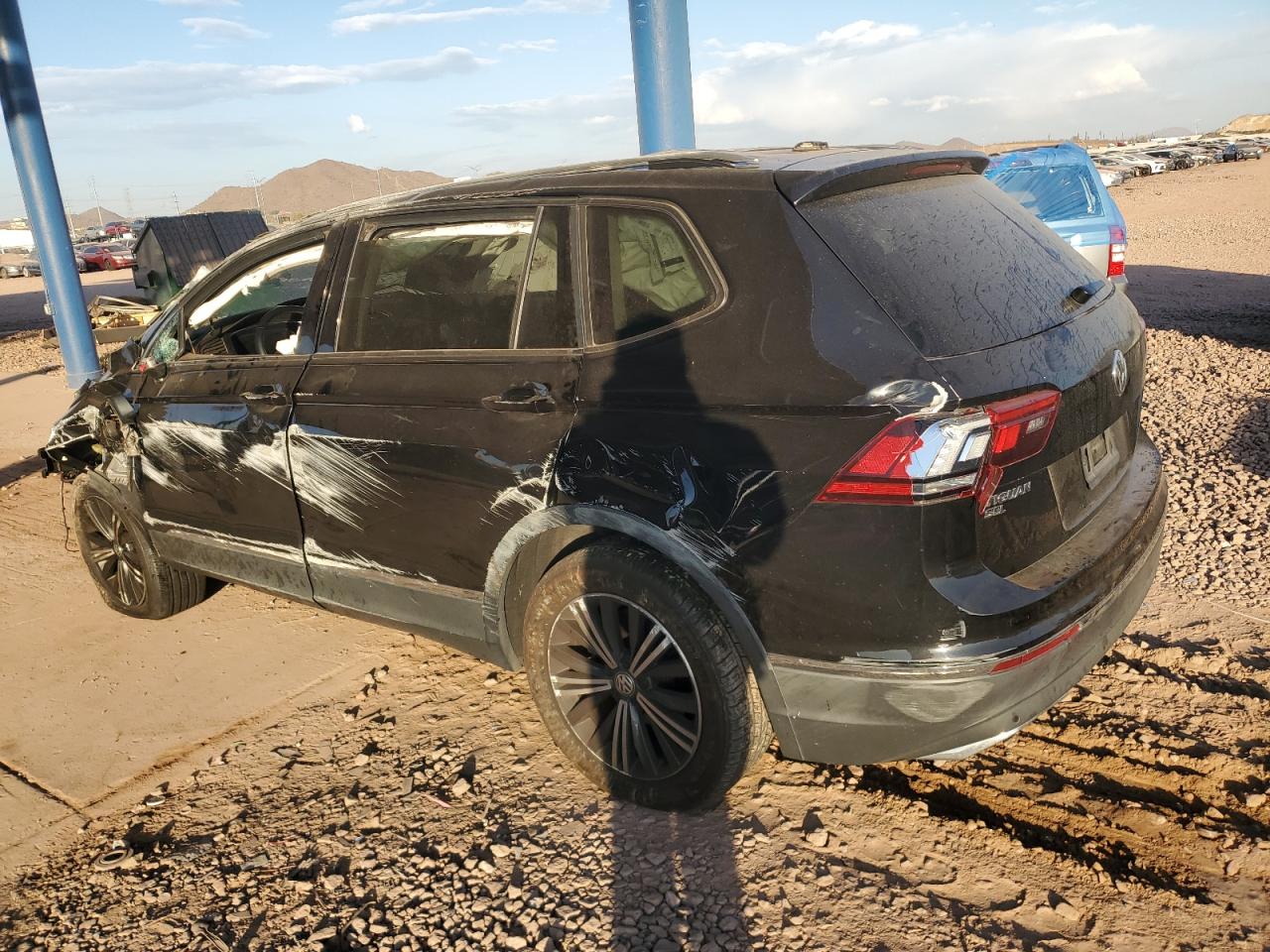 2019 Volkswagen Tiguan - Image 2
