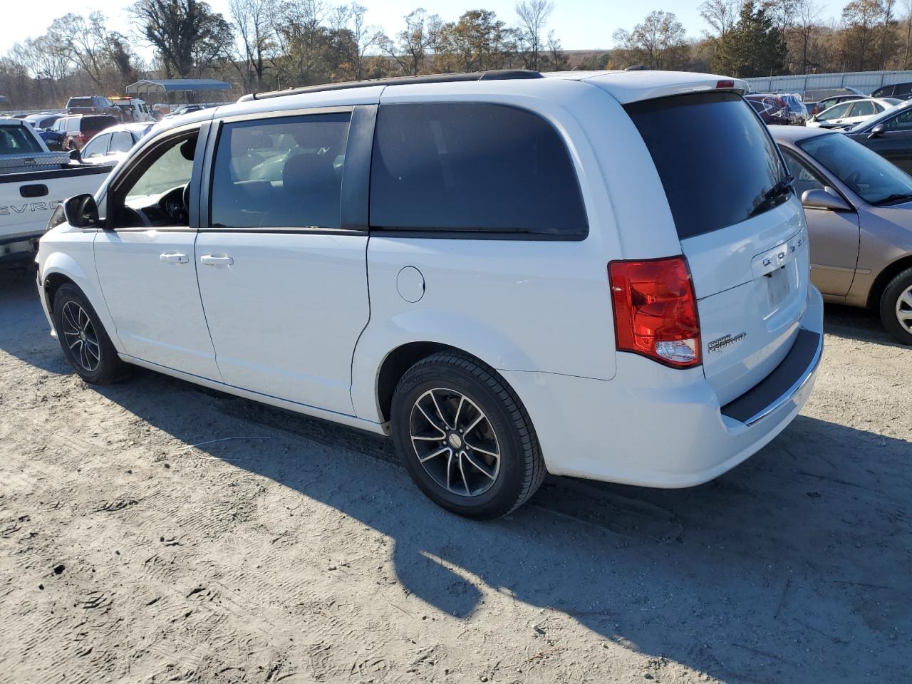 2019 Dodge Caravan - Image 2